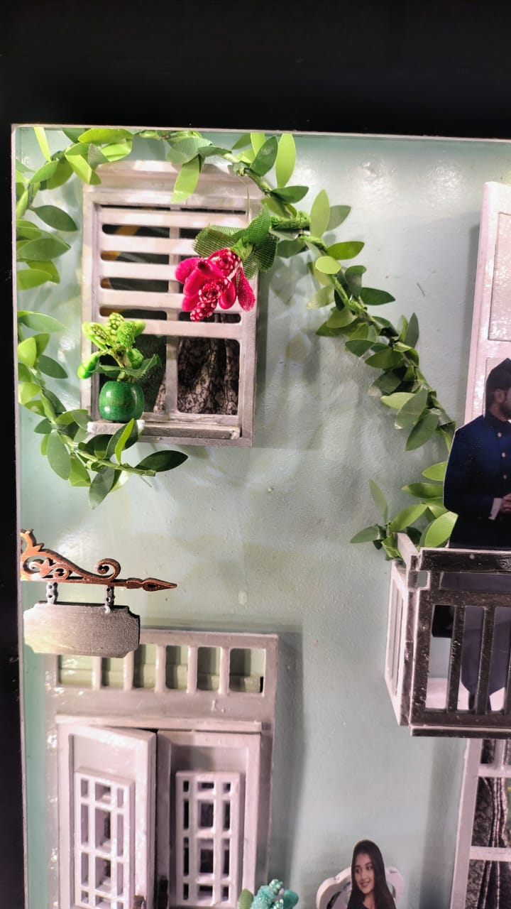 Balcony love story - Image 9