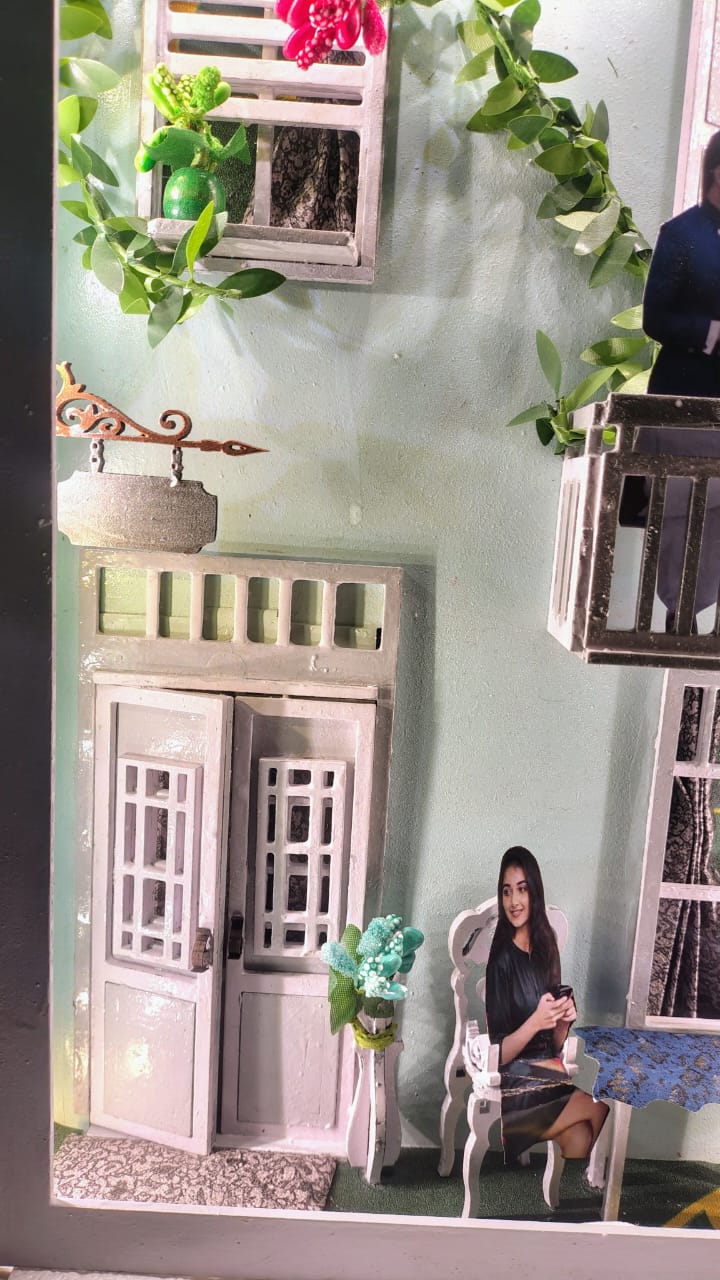 Balcony love story - Image 10